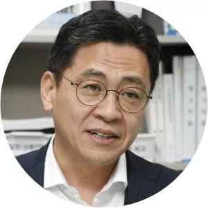 Kim Yoon-il - Singer-songwriter