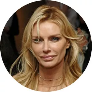 Kimberley Conrad - Nude model ‧ Hugh Hefner's ex-wife