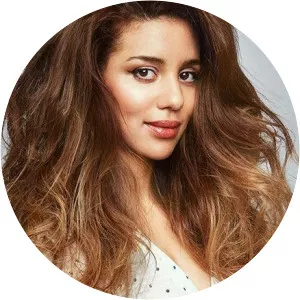 Kimberly Kitson Mills - Singer