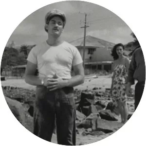 King of the Coral Sea - 1954 ‧ Adventure/Crime ‧ 1h 25m