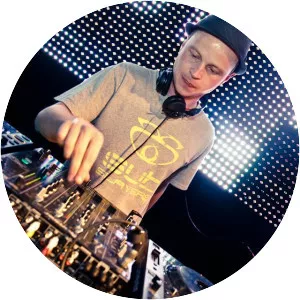 King Yoof - Musical group