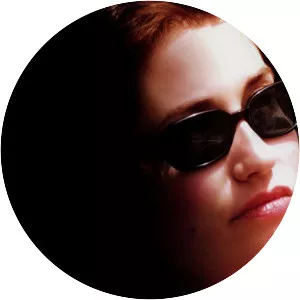 Kings & Queen - 2004 ‧ 2h 30m