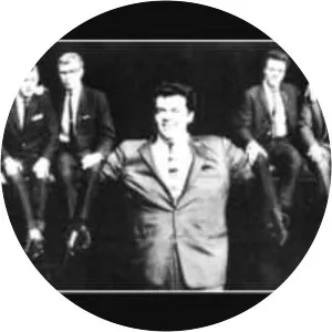 Kingsize Taylor and the Dominoes