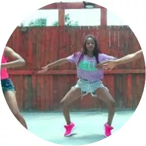 Kira Abigaro - Musical artist