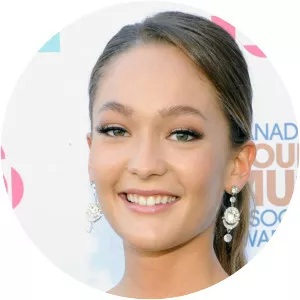 Kira Isabella - Canadian musical artist