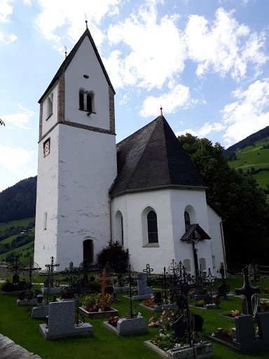 Kirche St. Margaretha Eschenau - Catholic church in Taxenbach, Austria