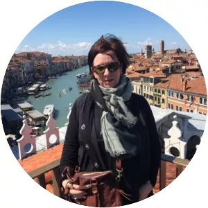 Kirsty Newsome - Author