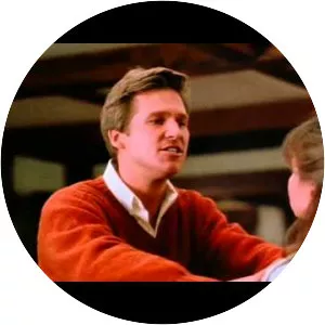 Kiss Me Goodbye - 1982 ‧ Romance/Comedy ‧ 1h 41m