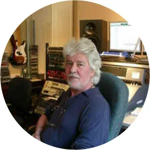 Kit Woolven photograph