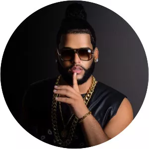 Kiubbah Malon - Musical artist