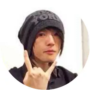 3r2 kivλ - Musician