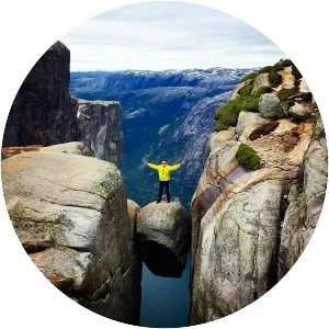 Kjeragbolten - Boulder