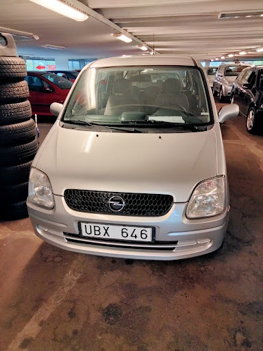 Knallelands Bilcenter HB - Car dealer in Boras, Sweden