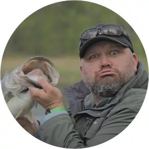 Knot Right Kayak Fishing with Chad Hoover