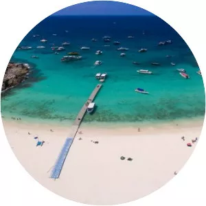 Ko Racha Yai - Island in Rawai, Thailand