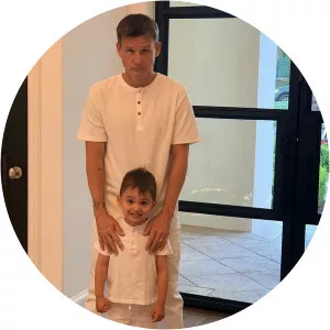 Kodah Dash Dyrdek photograph