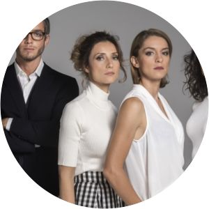 Kokkino Nyfiko - TV series