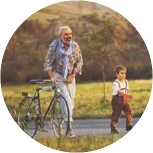 Kolya - 1996 ‧ Drama/Melodrama ‧ 1h 51m