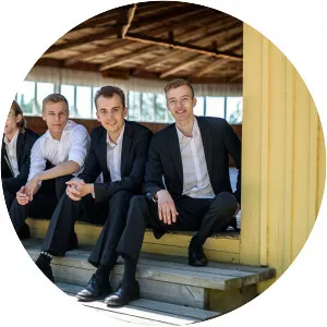 Komiat - Musical group