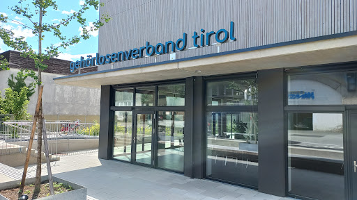 KommBi - Bildungs - und Kommunikationszentrum