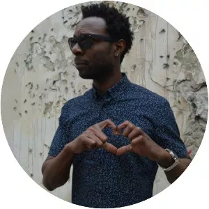 Komo Sarcani - Musical artist