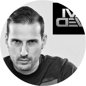 kontra iván deveró - Musical artist