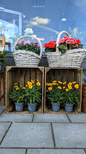 Konvaljen Blomsterhandel - Florist in Trollhattan, Sweden