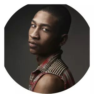 Kortney Hopkin - Model