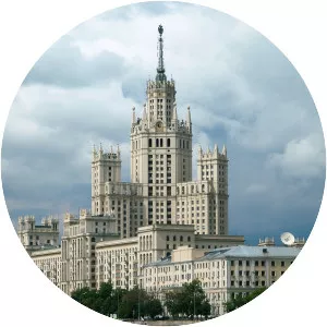 Kotelnicheskaya Embankment Building