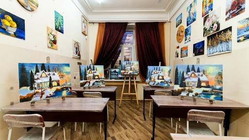 Kraski Zhizni - Painting studio in Moscow, Russia