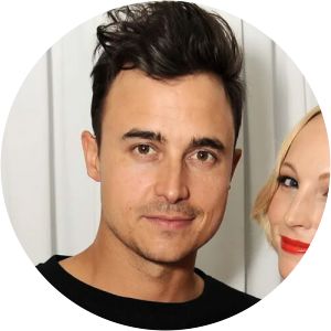 Kree Thomas Accola photograph