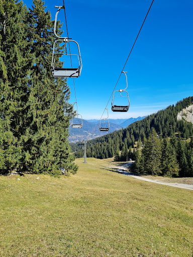 Kreuzeckbahn mountain station 