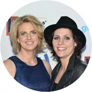 Kristen Henderson - Guitarist