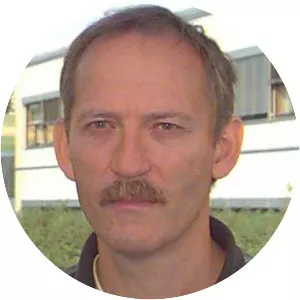 Kristen Ringdal - Author