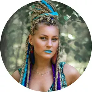 Kristin Kalnapenk - Musical artist