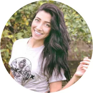 Krystle Amina - Wil Willis' wife