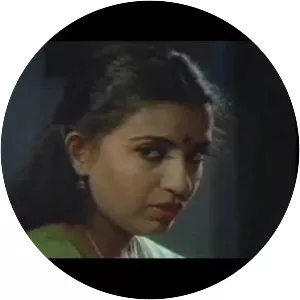 Kudumbapuranam - 1988 ‧ Drama/World cinema ‧ 1h 50m