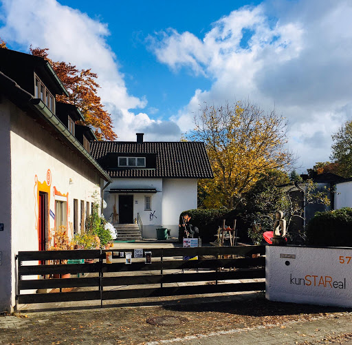 kunSTAReal Eichenau - Artist in Eichenau, Germany