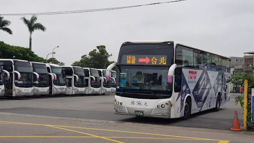 Kuo-kuang Motor Transport Taoyuan Parking Lot