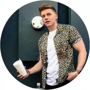 Kyle DenMead - Musical artist