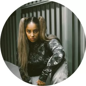 L1NA - Musical artist