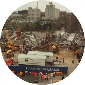 L'Ambiance Plaza collapse