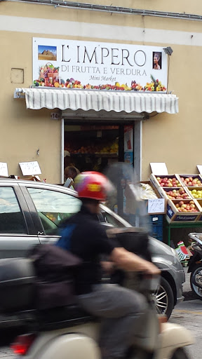 L'Impero Di Frutta E Verdura - Grocery store