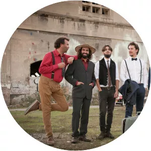 La Canalla - Musical group