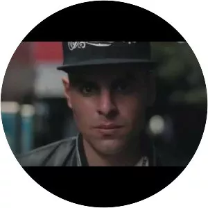 La Cuarta Tribu - Musical artist