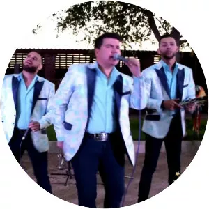 La Decisiva Banda Los Montoya