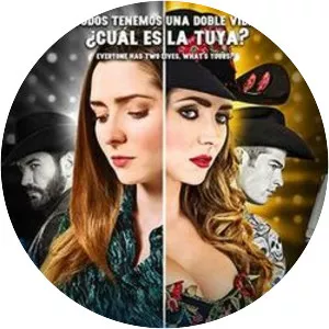 La doble vida de Estela Carrillo