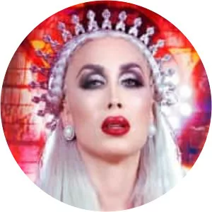 La Pelopony - Musician