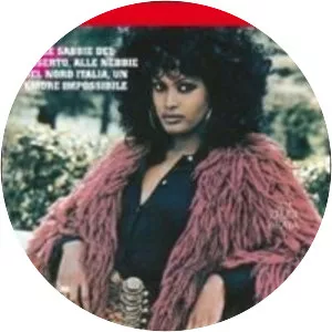 La ragazza fuoristrada