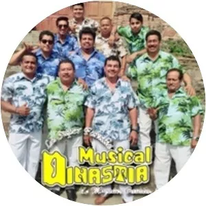 La Super Familia Musical Dinastia - Musical artist